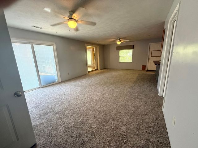 104 Mcneil, Energy, IL 62933
