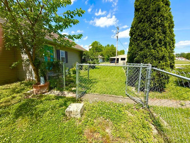 104 Mcneil, Energy, IL 62933