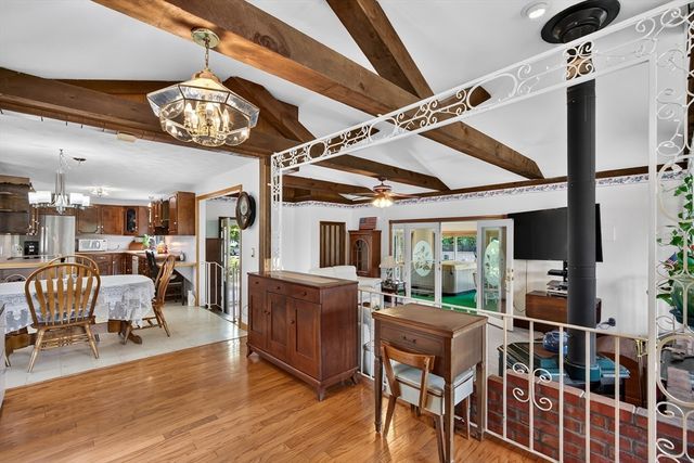 96 Sunrise Ave, Leominster, MA 01453