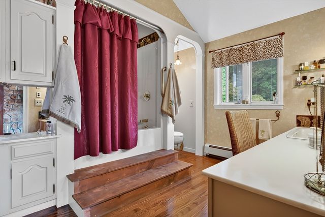 96 Sunrise Ave, Leominster, MA 01453
