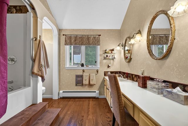 96 Sunrise Ave, Leominster, MA 01453