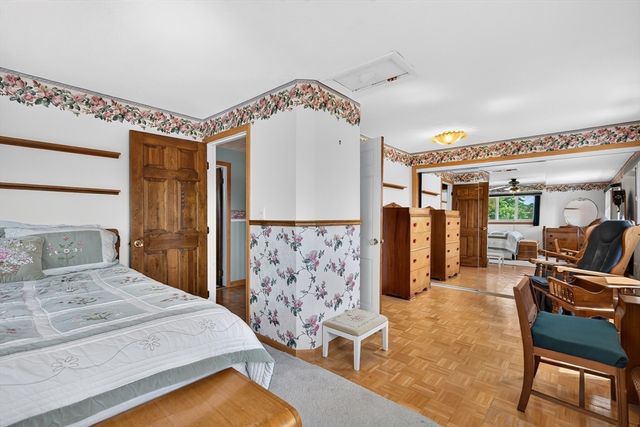 96 Sunrise Ave, Leominster, MA 01453