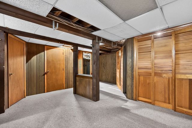 96 Sunrise Ave, Leominster, MA 01453