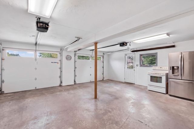 96 Sunrise Ave, Leominster, MA 01453