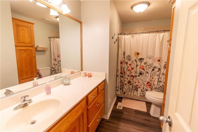 4309 S Stonecrest Circle, St Joseph, MO 64506