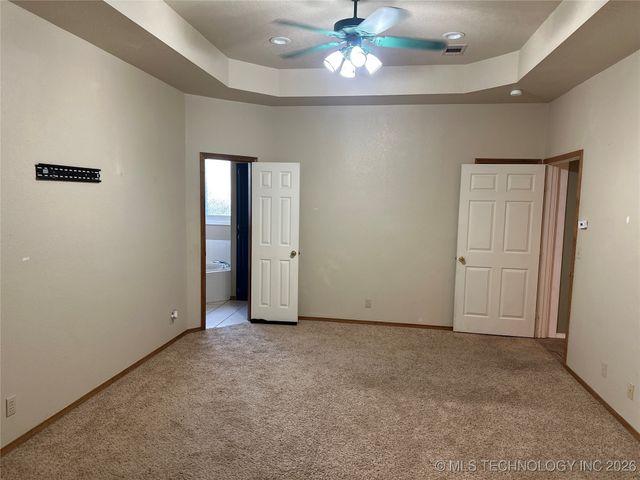 1507 Southern Hills Dr, Ardmore, OK 73401