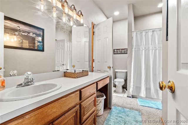 1507 Southern Hills Dr, Ardmore, OK 73401