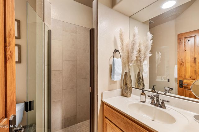 1018 N AMBERWOOD Street, Flagstaff, AZ 86004