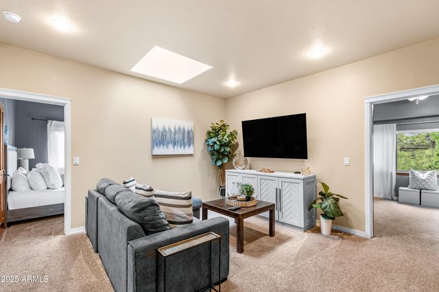 1018 N AMBERWOOD Street, Flagstaff, AZ 86004