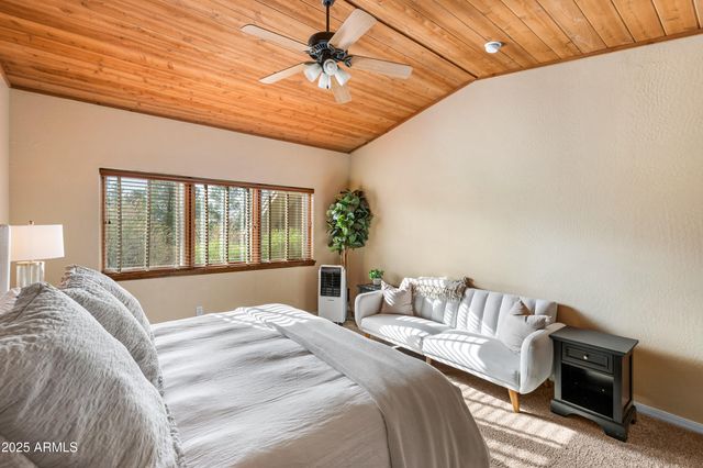 1018 N AMBERWOOD Street, Flagstaff, AZ 86004