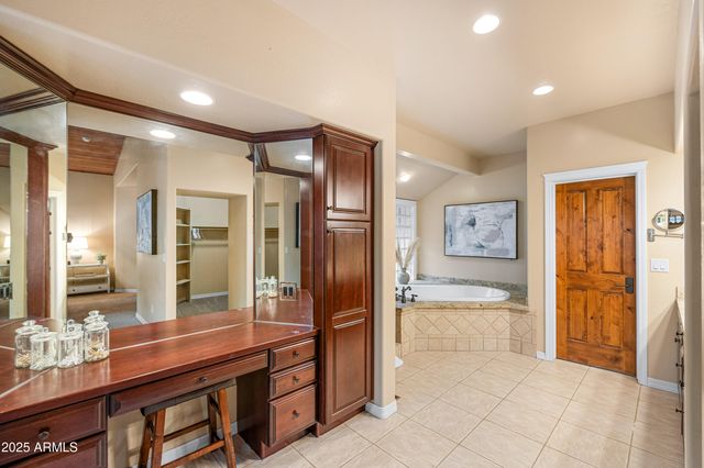 1018 N AMBERWOOD Street, Flagstaff, AZ 86004