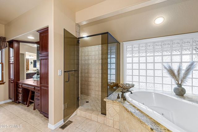 1018 N AMBERWOOD Street, Flagstaff, AZ 86004