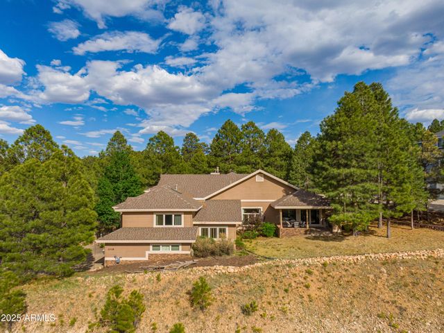 1018 N AMBERWOOD Street, Flagstaff, AZ 86004