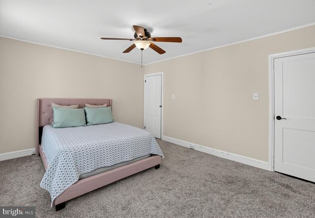 338 GROVER ST, Phoenixville, PA 19460