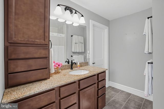 338 GROVER ST, Phoenixville, PA 19460