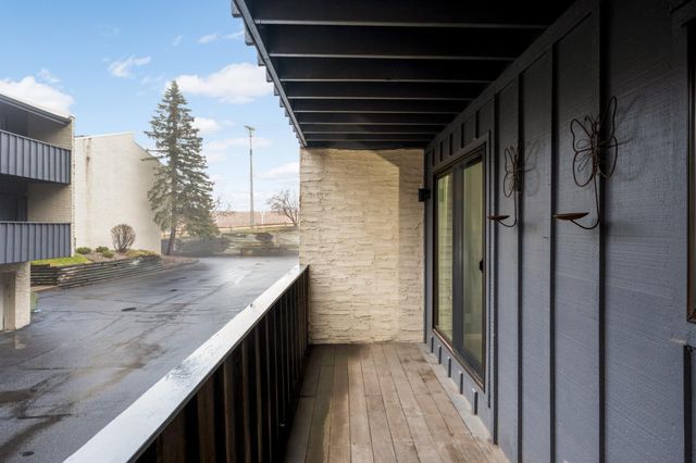 11450 Minnetonka Mills Road, Hopkins, MN 55305