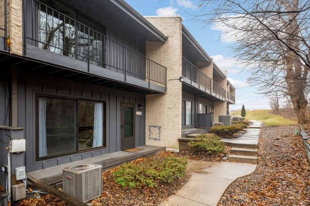 11450 Minnetonka Mills Road, Hopkins, MN 55305