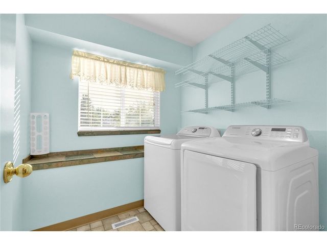 4239 Saunter Dr, Colorado Springs, CO 80920