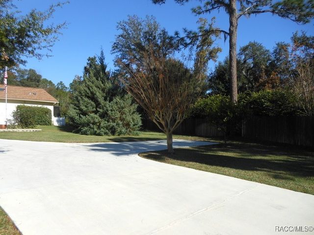 439 E Reehill Street, Lecanto, FL 34461