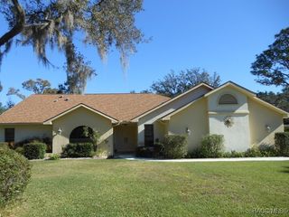439 E Reehill Street, Lecanto, FL 34461