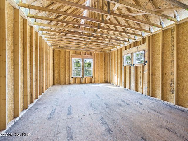 210 Eagle Point Lane, Southern Pines, NC 28387