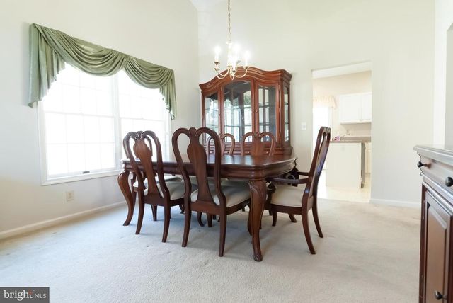 89 LANTERN LN, Columbus, NJ 08022