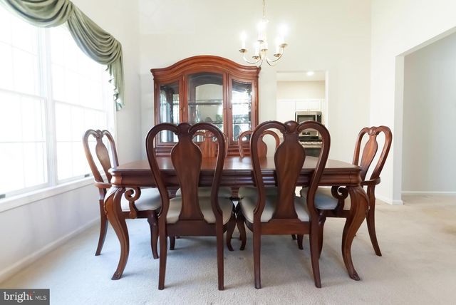 89 LANTERN LN, Columbus, NJ 08022