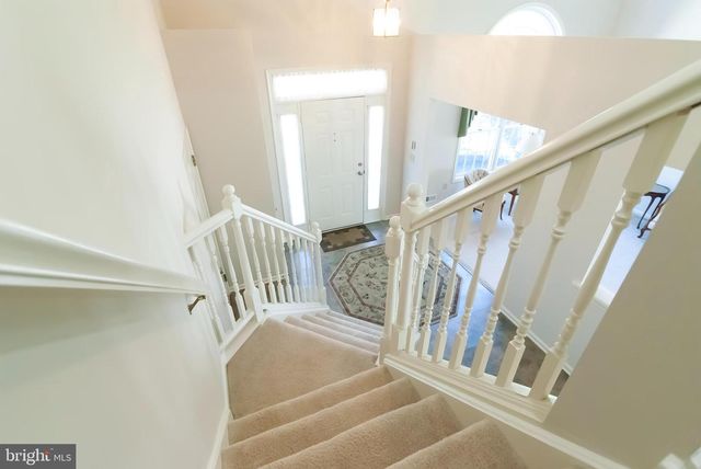 89 LANTERN LN, Columbus, NJ 08022