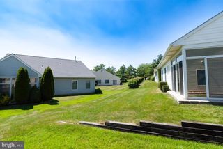 89 LANTERN LN, Columbus, NJ 08022
