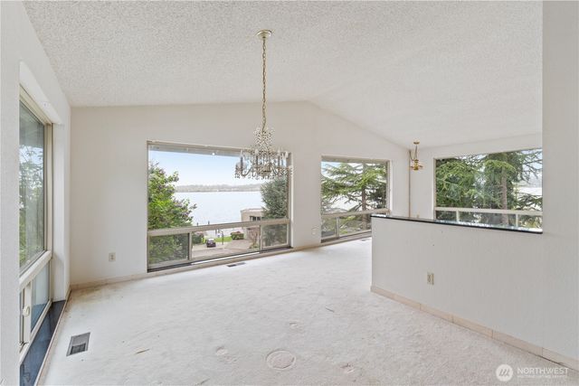 11150 Champagne Point Road NE, Kirkland, WA 98034