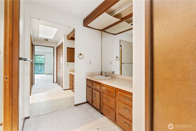 11150 Champagne Point Road NE, Kirkland, WA 98034