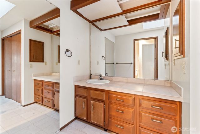 11150 Champagne Point Road NE, Kirkland, WA 98034