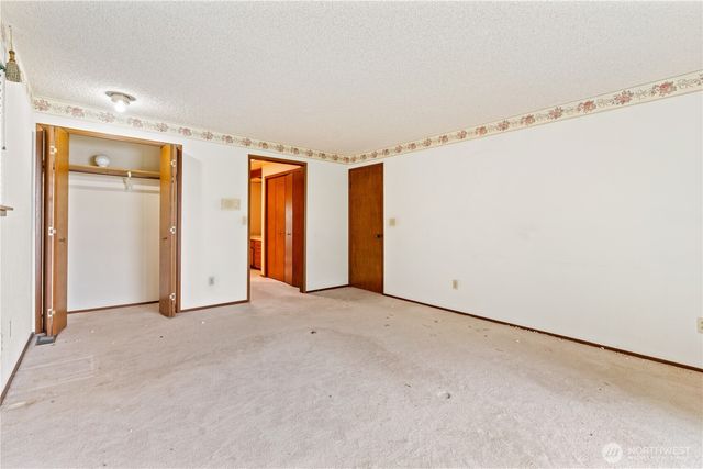 11150 Champagne Point Road NE, Kirkland, WA 98034