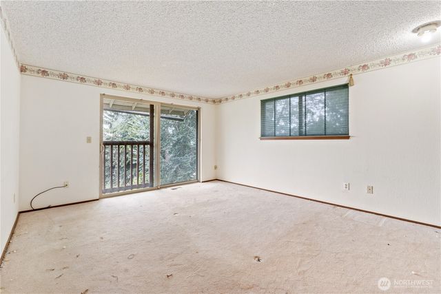 11150 Champagne Point Road NE, Kirkland, WA 98034
