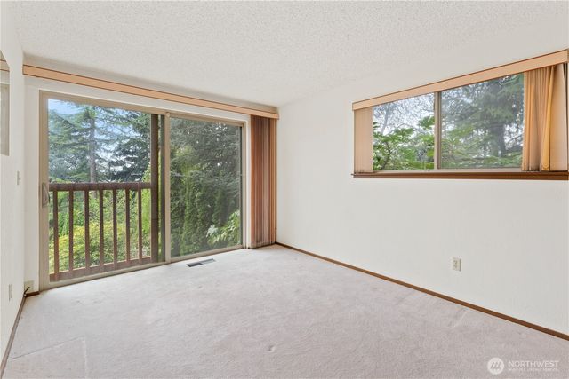 11150 Champagne Point Road NE, Kirkland, WA 98034