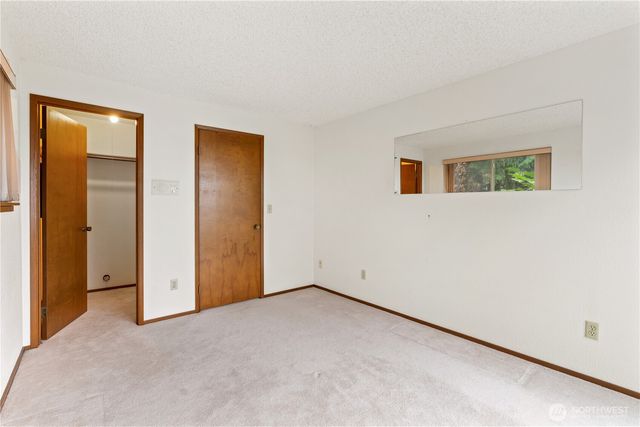 11150 Champagne Point Road NE, Kirkland, WA 98034