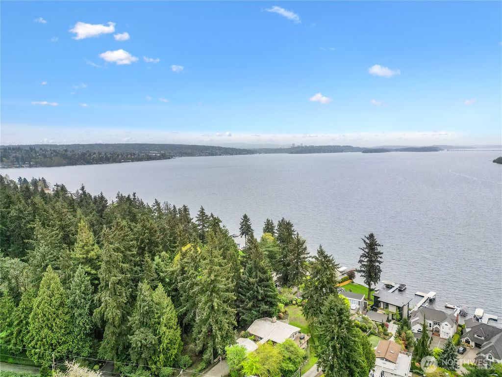 11150 Champagne Point Road NE, Kirkland, WA 98034