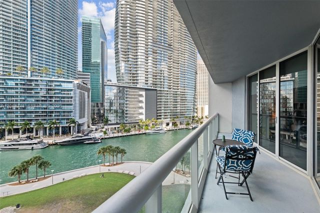 465 Brickell Ave 904, Miami, FL 33131