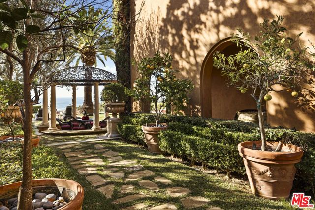 28 Deep Sea, Newport Coast, CA 92657