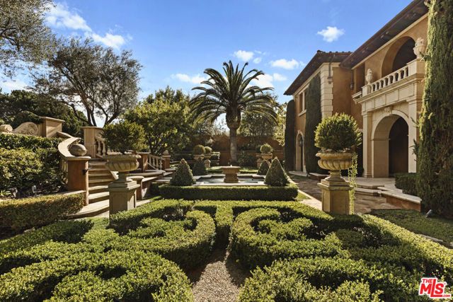 28 Deep Sea, Newport Coast, CA 92657