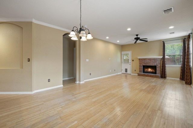 347 Spring DR, Kyle, TX 78640