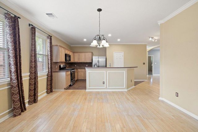 347 Spring DR, Kyle, TX 78640
