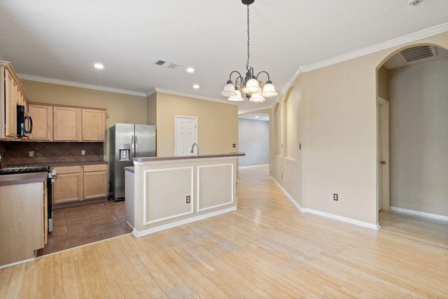 347 Spring DR, Kyle, TX 78640