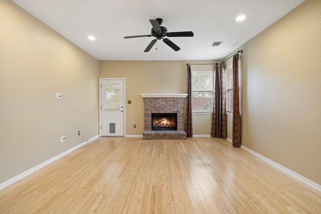 347 Spring DR, Kyle, TX 78640