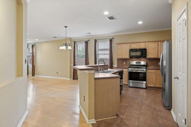 347 Spring DR, Kyle, TX 78640