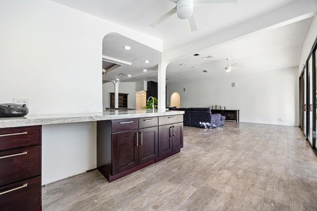 76701 California Drive, Palm Desert, CA 92211