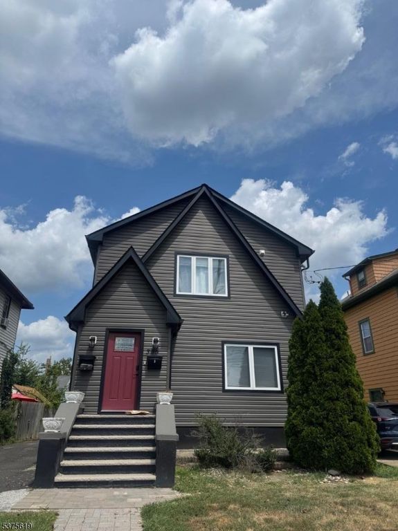 385 E Main St, Somerville Boro, NJ 08876