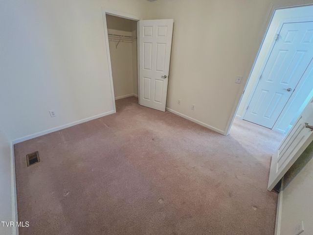 612 Willow Court, Piney Flats, TN 37686