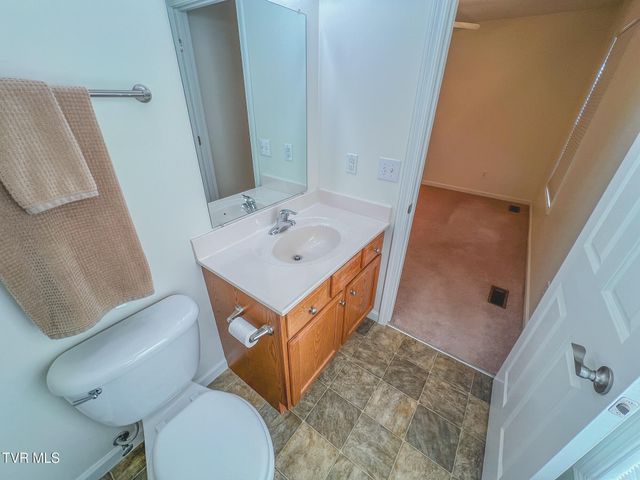 612 Willow Court, Piney Flats, TN 37686