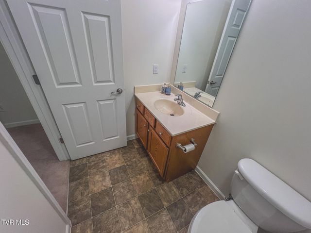 612 Willow Court, Piney Flats, TN 37686